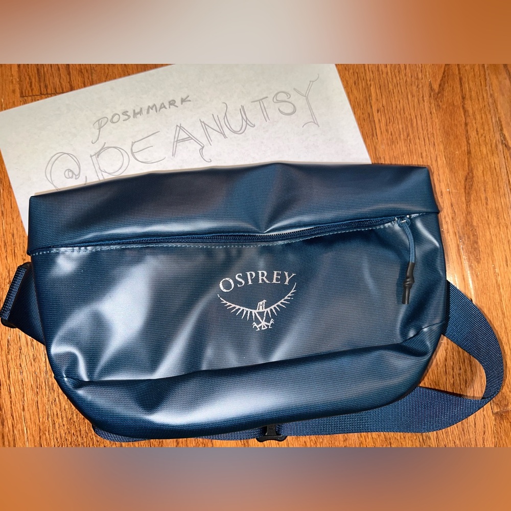 OSPREY like new hip belt in blue- water resistant adjustable travel pack sling